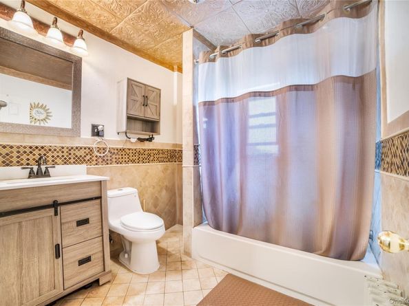 88-20 Hollis Court Boulevard, Queens Village NY 11427