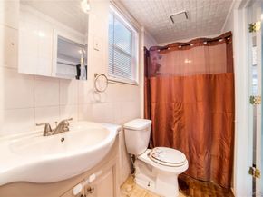 88-20 Hollis Court Boulevard, Queens Village NY 11427