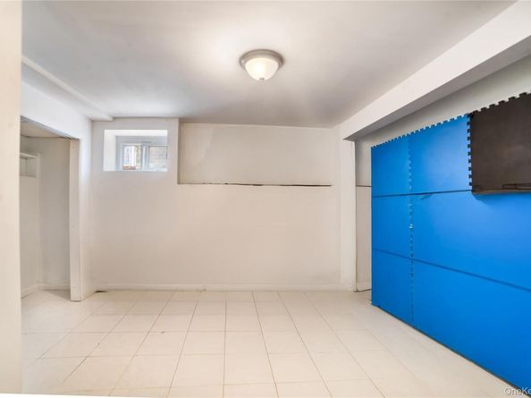 88-20 Hollis Court Boulevard, Queens Village NY 11427