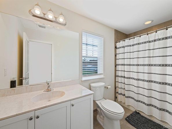 7 Pondview Circle, Shirley NY 11967