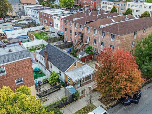 2738 Miles Avenue, Bronx NY 10465