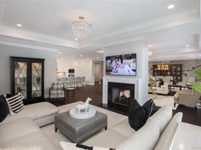 3000 Royal Court 3211, North Hills NY 11040