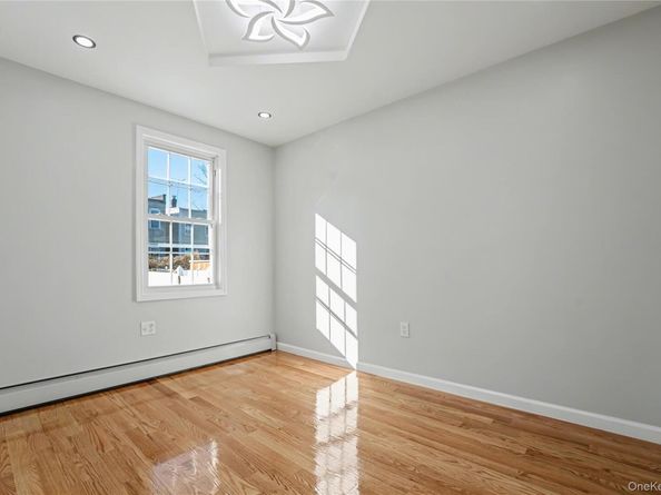 94-42 113th Street, Richmond Hill NY 11419