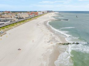 661 W Broadway 503, Long Beach NY 11561