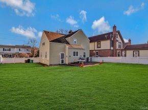 645 S 10th Street, New Hyde Park NY 11040