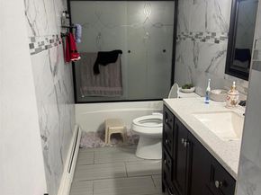 489 Easton Street, Ronkonkoma NY 11779