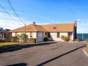 18 N Walk, Jamesport NY 11947