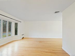 15 Morris Drive, Syosset NY 11791