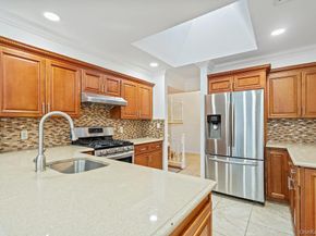 15 Morris Drive, Syosset NY 11791