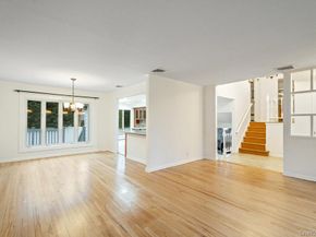 15 Morris Drive, Syosset NY 11791