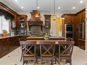 14910 7th Avenue, Whitestone NY 11357