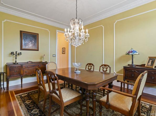 14910 7th Avenue, Whitestone NY 11357