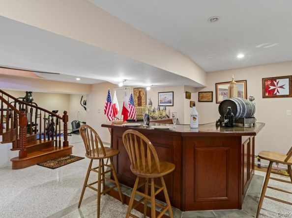 14910 7th Avenue, Whitestone NY 11357