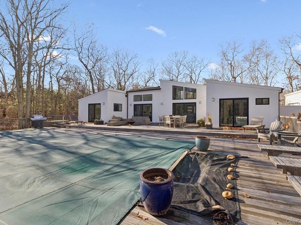 56 North Woods Lane, East Hampton NY 11937