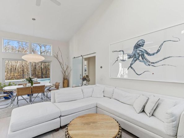 56 North Woods Lane, East Hampton NY 11937