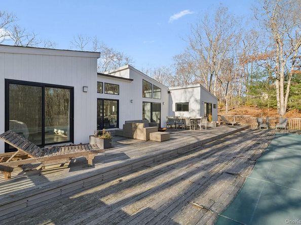 56 North Woods Lane, East Hampton NY 11937