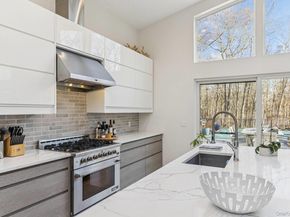 56 North Woods Lane, East Hampton NY 11937