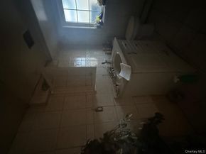 147 Pauls Path, Coram NY 11727