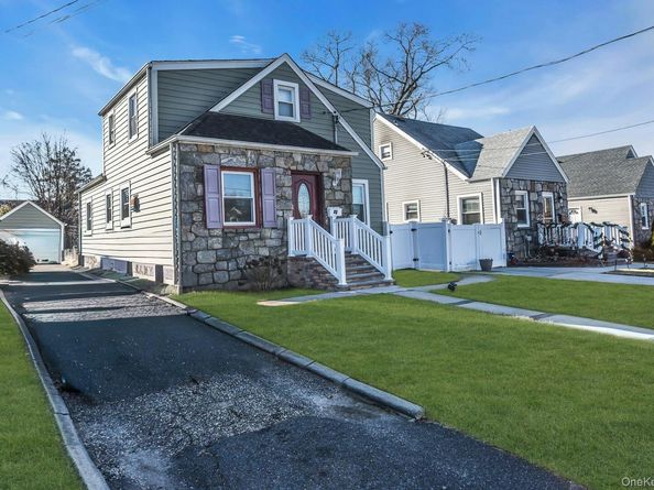 31 Cedar Street, Roosevelt NY 11575