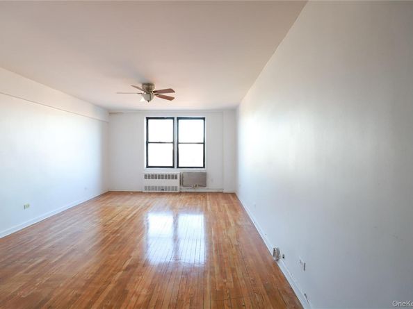 53-11 90th Street 6C, Elmhurst NY 11373