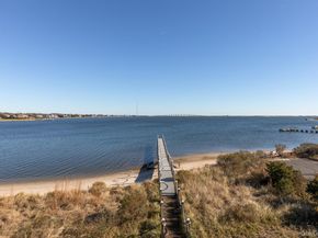 17 Ludlow Lane, Hampton Bays NY 11946