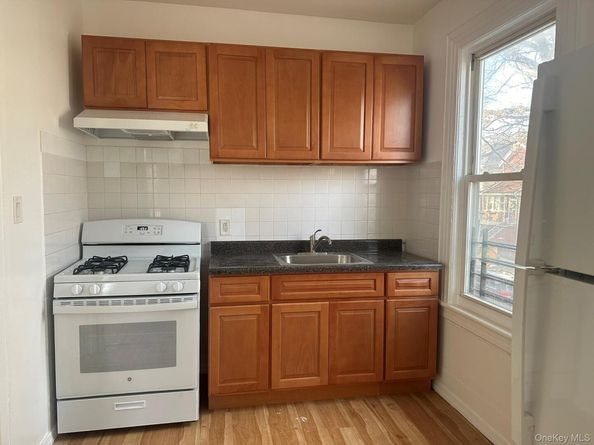 85-20 85th Road, Woodhaven NY 11421