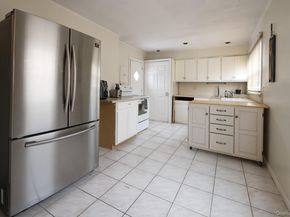 59 Corncrib Lane, Levittown NY 11756