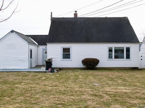 59 Corncrib Lane, Levittown NY 11756