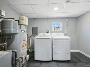 123 S Fordham Road, Hicksville NY 11801