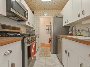 166-25 Powells Cove Boulevard 18G, Beechhurst NY 11357