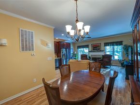 4 Chelsea Drive, Smithtown NY 11787