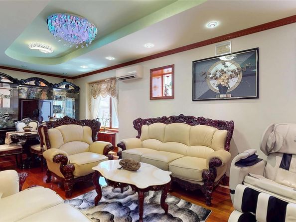 219 Shepherd Avenue, Brooklyn NY 11208