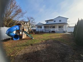 50 Ann Drive E, Freeport NY 11520