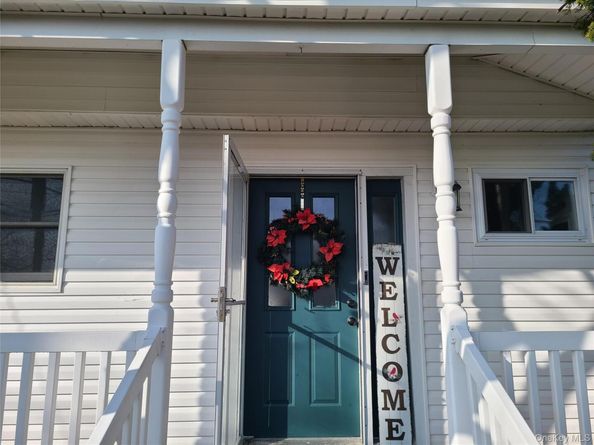 50 Ann Drive E, Freeport NY 11520