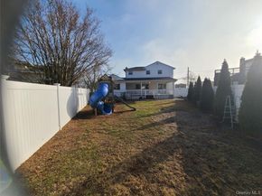 50 Ann Drive E, Freeport NY 11520