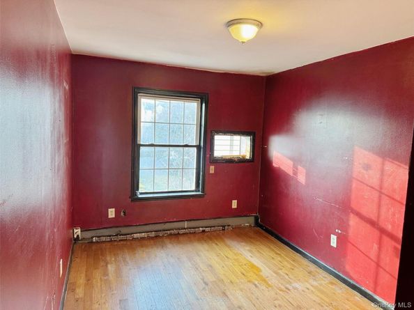 314 S 1st Avenue, Mount Vernon NY 10550