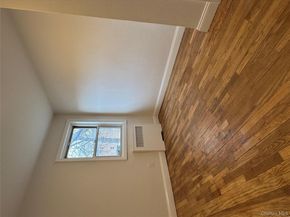 131-30 Laurelton Parkway Lower, Laurelton NY 11422