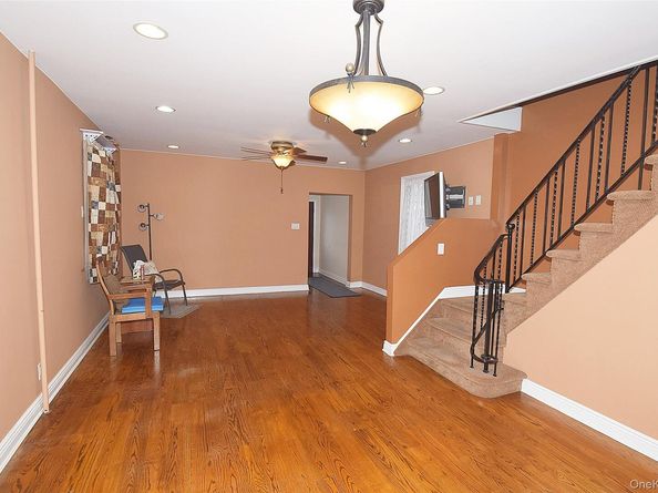 7216 66th Drive, Middle Village NY 11379