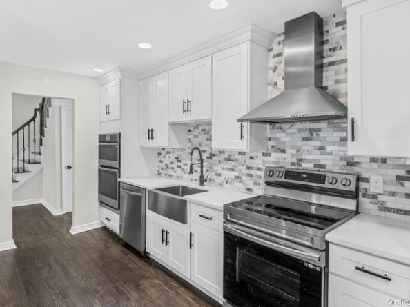 42 Norwood Road, Northport NY 11768