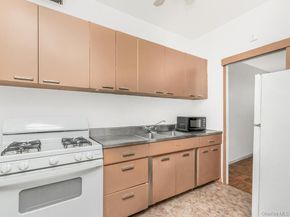 4 Fordham Hill Oval 1A, Bronx NY 10468