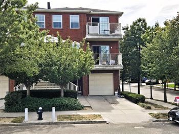 122-16 Powells Cove Boulevard