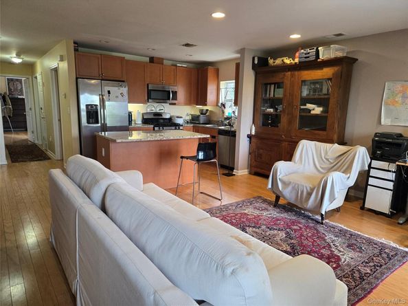 122-16 Powells Cove Boulevard 123, College Point NY 11356