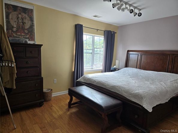 122-16 Powells Cove Boulevard 123, College Point NY 11356