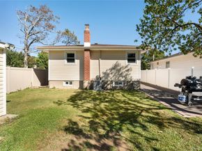 6 Merle Place, Deer Park NY 11729