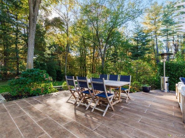 6 Valley Place, Harrison NY 10528