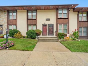 8 Eucalyptus Court