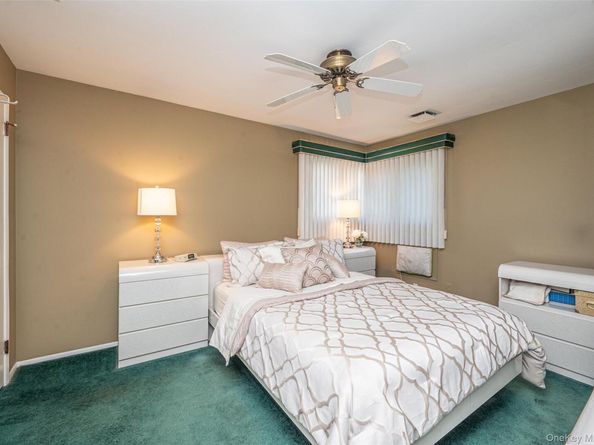 34 Scherer Street, Bethpage NY 11714