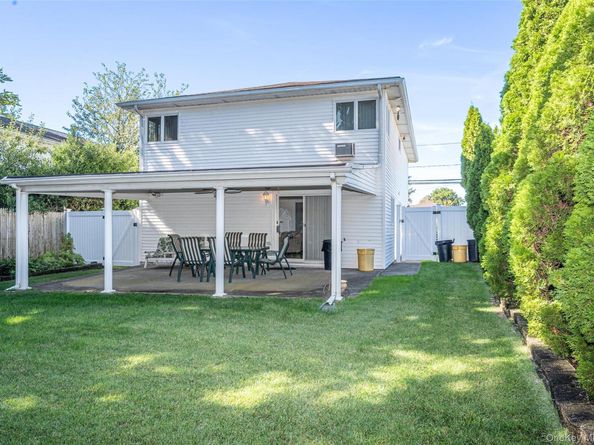 34 Scherer Street, Bethpage NY 11714
