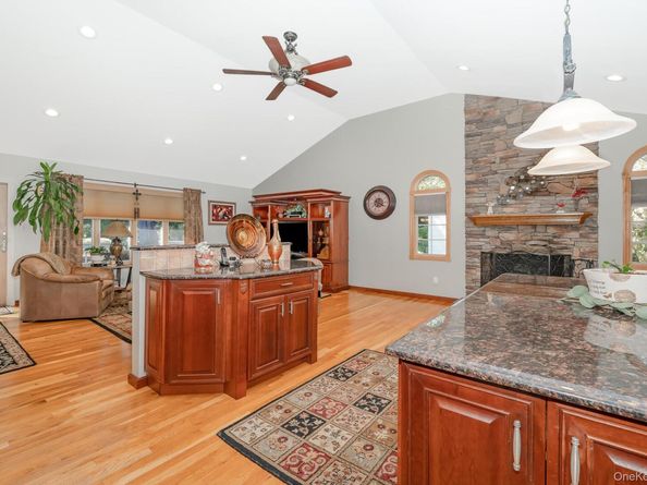 48 Glenwood Drive, Hauppauge NY 11788