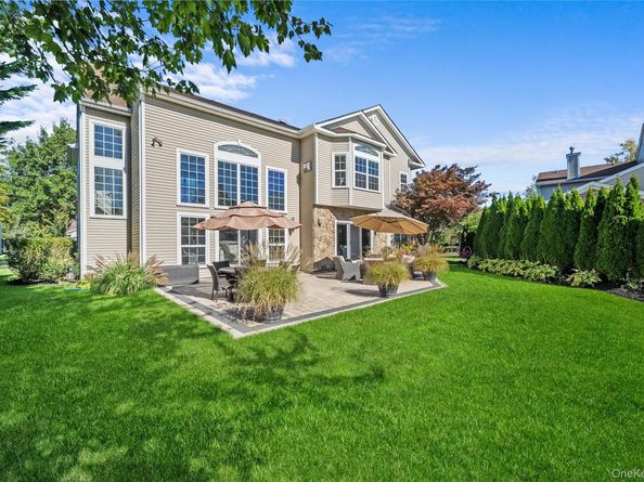 77 Hamlet Drive, Mount Sinai NY 11766